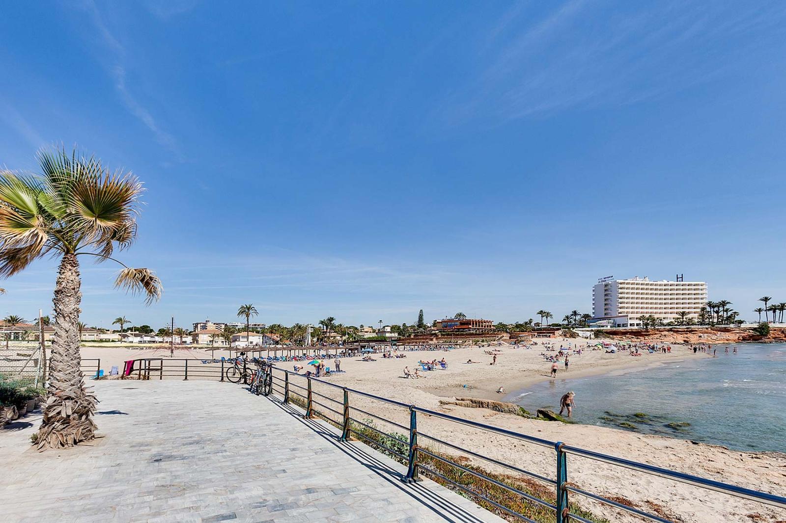 Villa en Venta en Orihuela