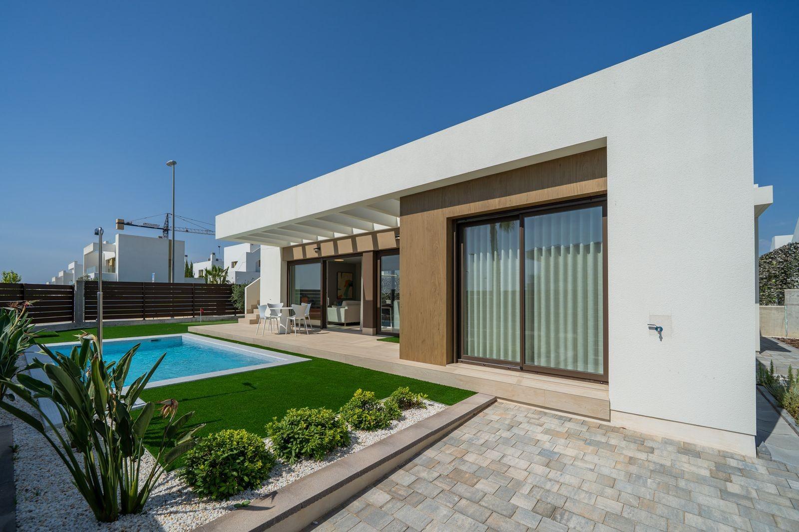 Villa for Sale in Los Montesinos