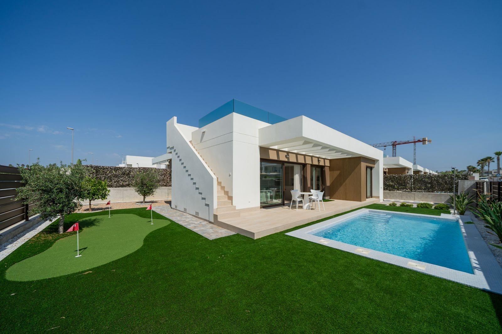 Villa for Sale in Los Montesinos