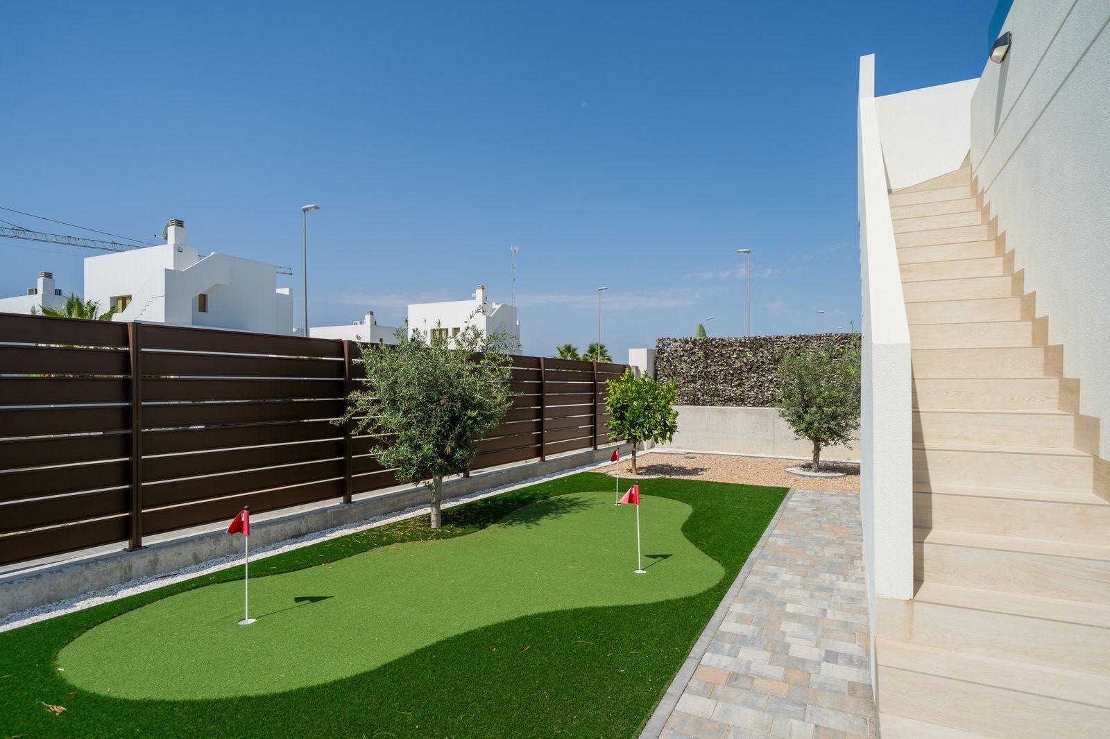 Villa for Sale in Los Montesinos