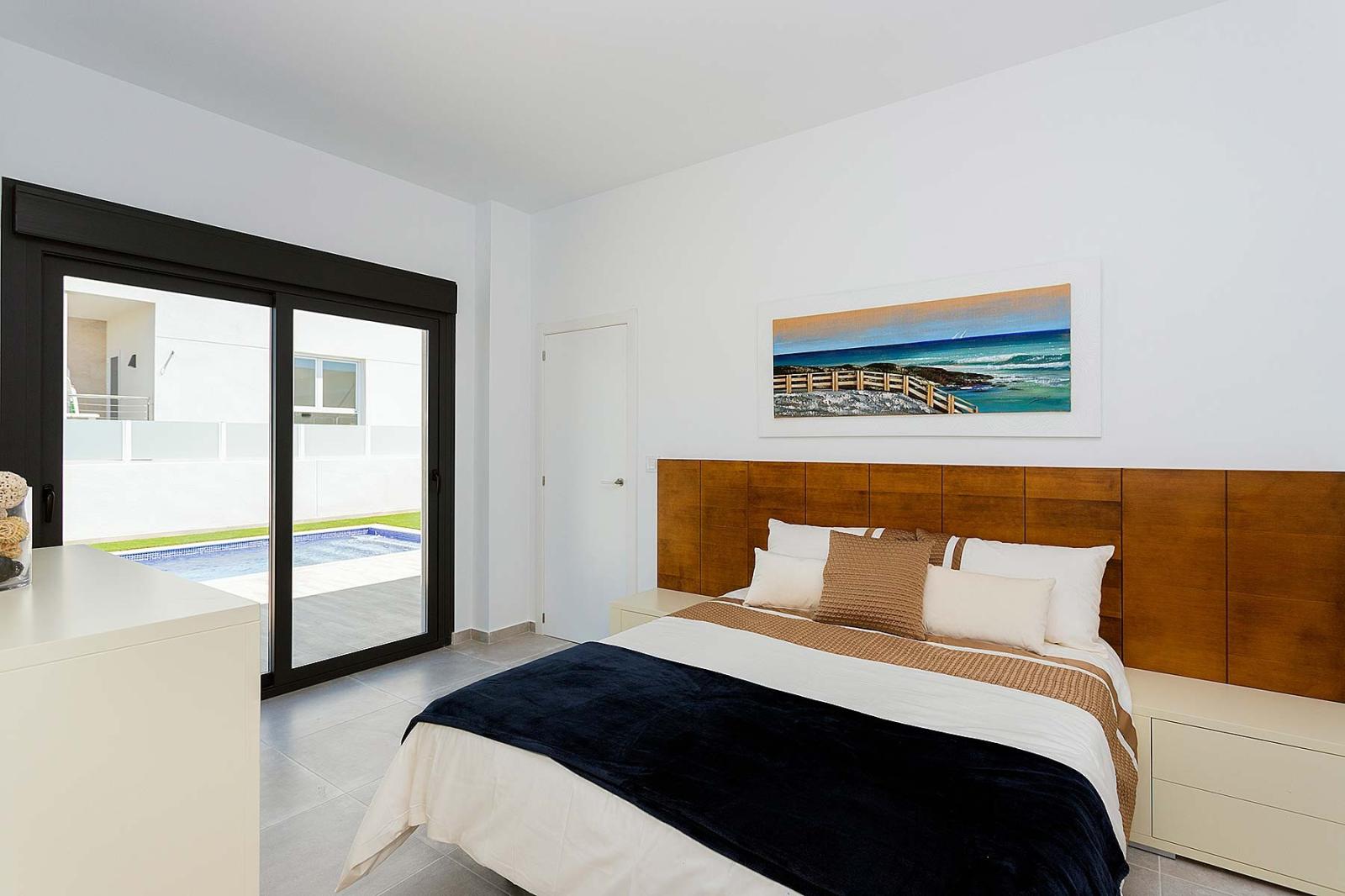 Chalet for Sale in Daya Nueva