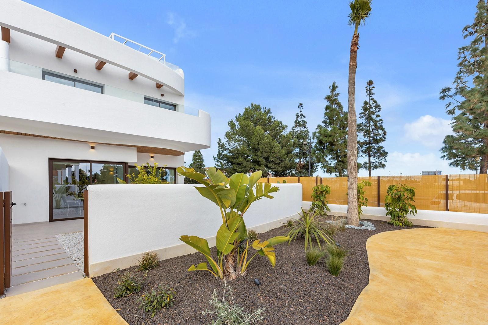 Bungalow for Sale in Los Alcázares