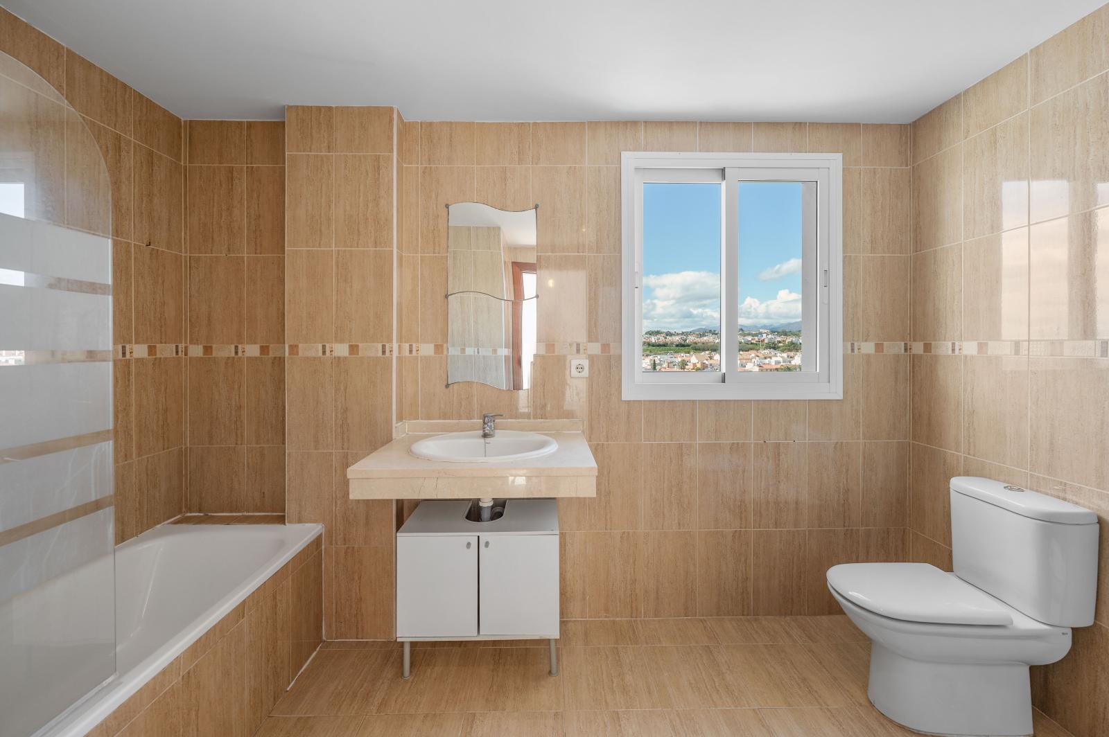 Flat for Sale in Fuengirola