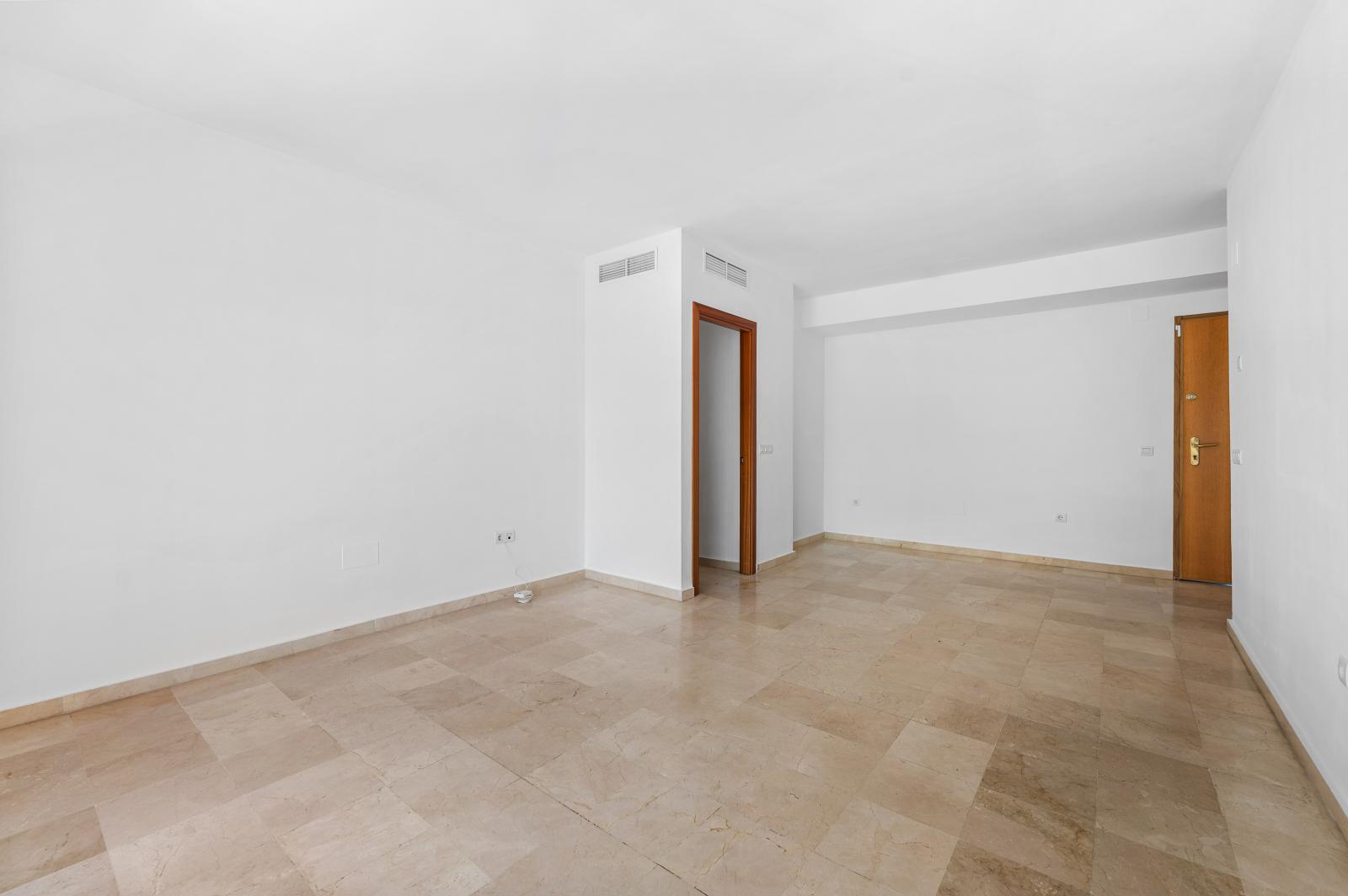 Flat for Sale in Fuengirola