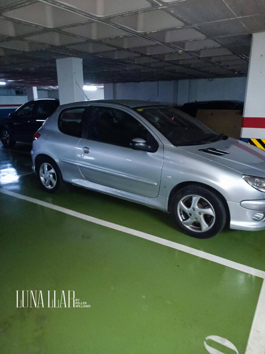 Garage for Sale in Gavà