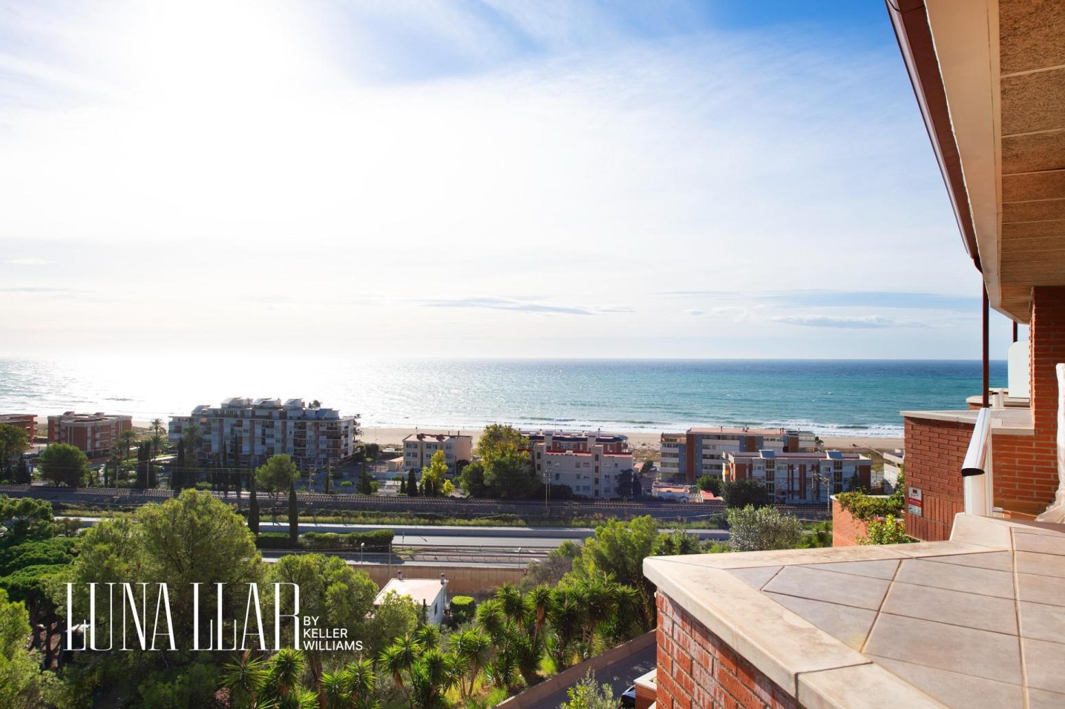Ático en Venta en Castelldefels