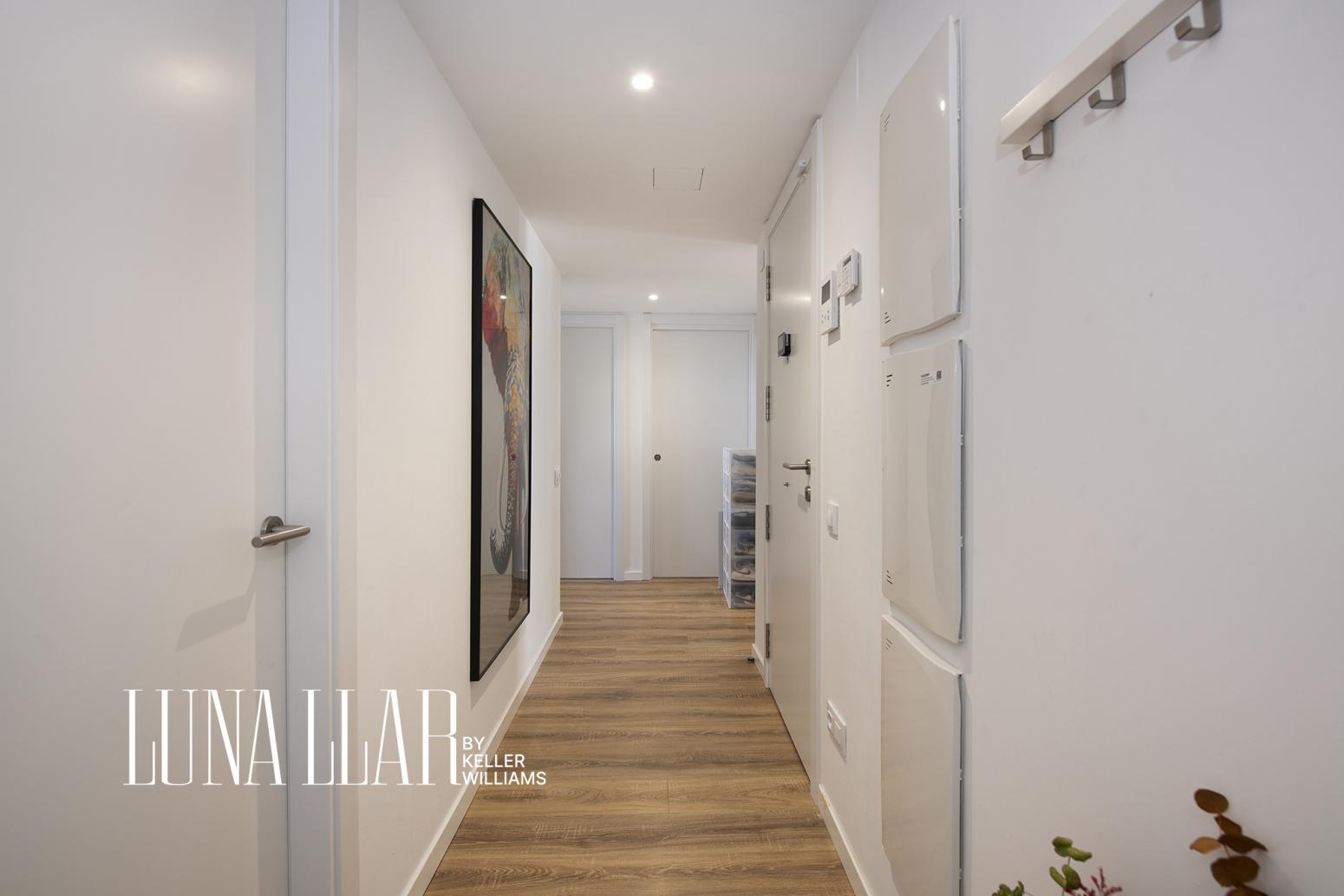 Flat for Sale in Cornellà de Llobregat