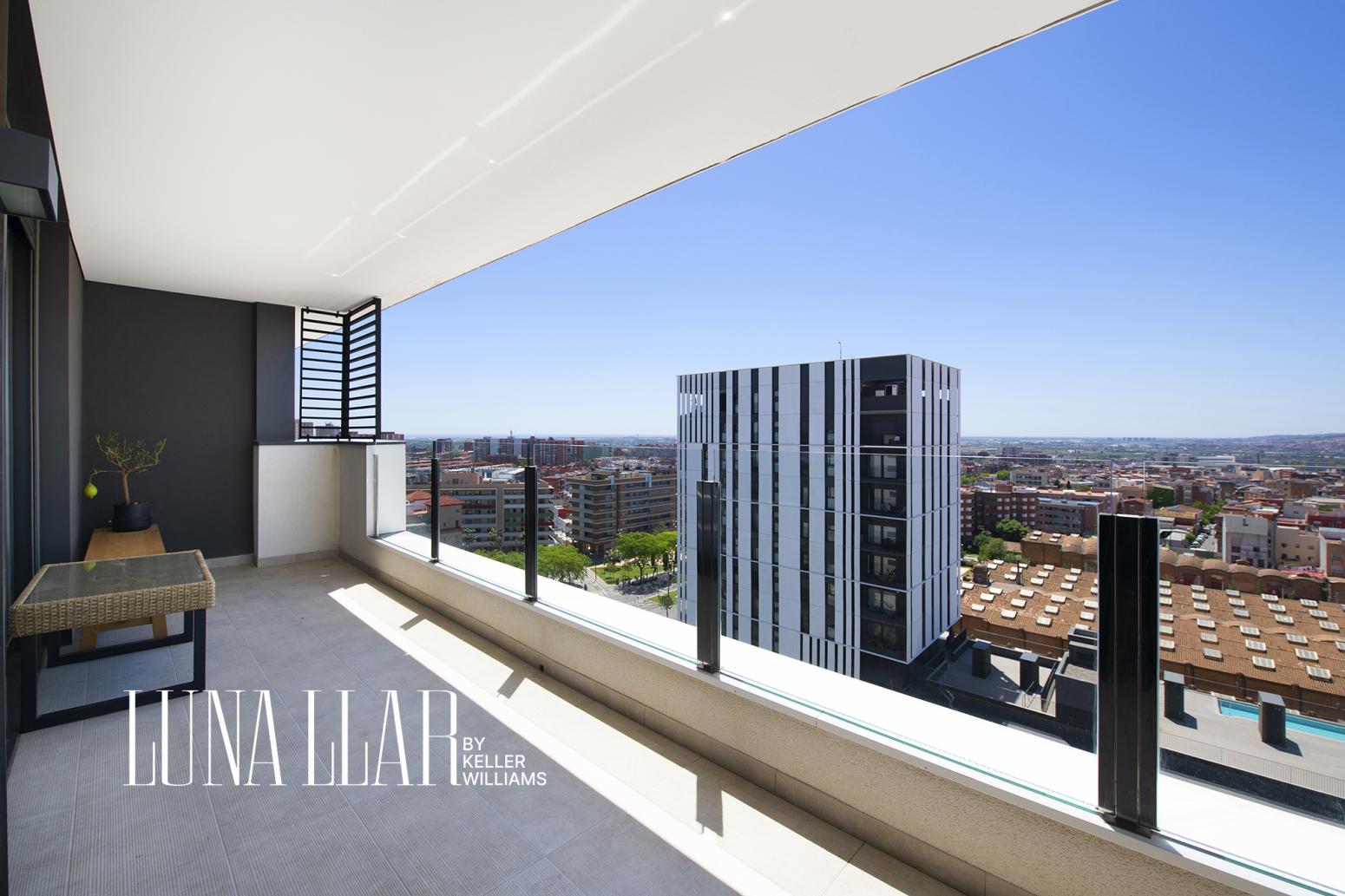 Flat for Sale in Cornellà de Llobregat
