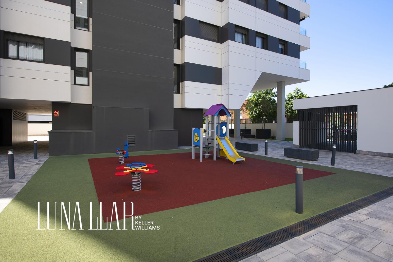 Flat for Sale in Cornellà de Llobregat