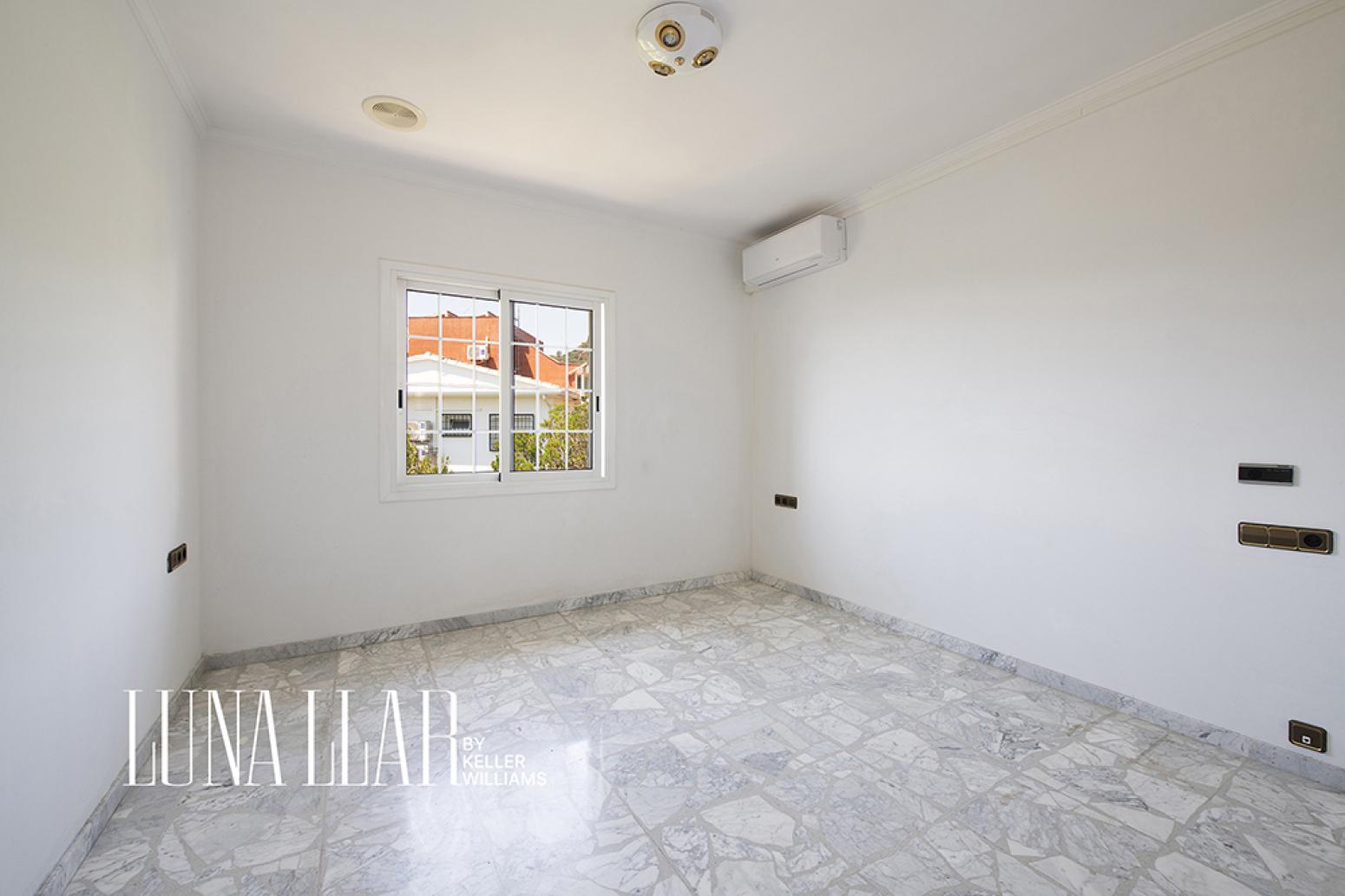 House for Sale in Gavà