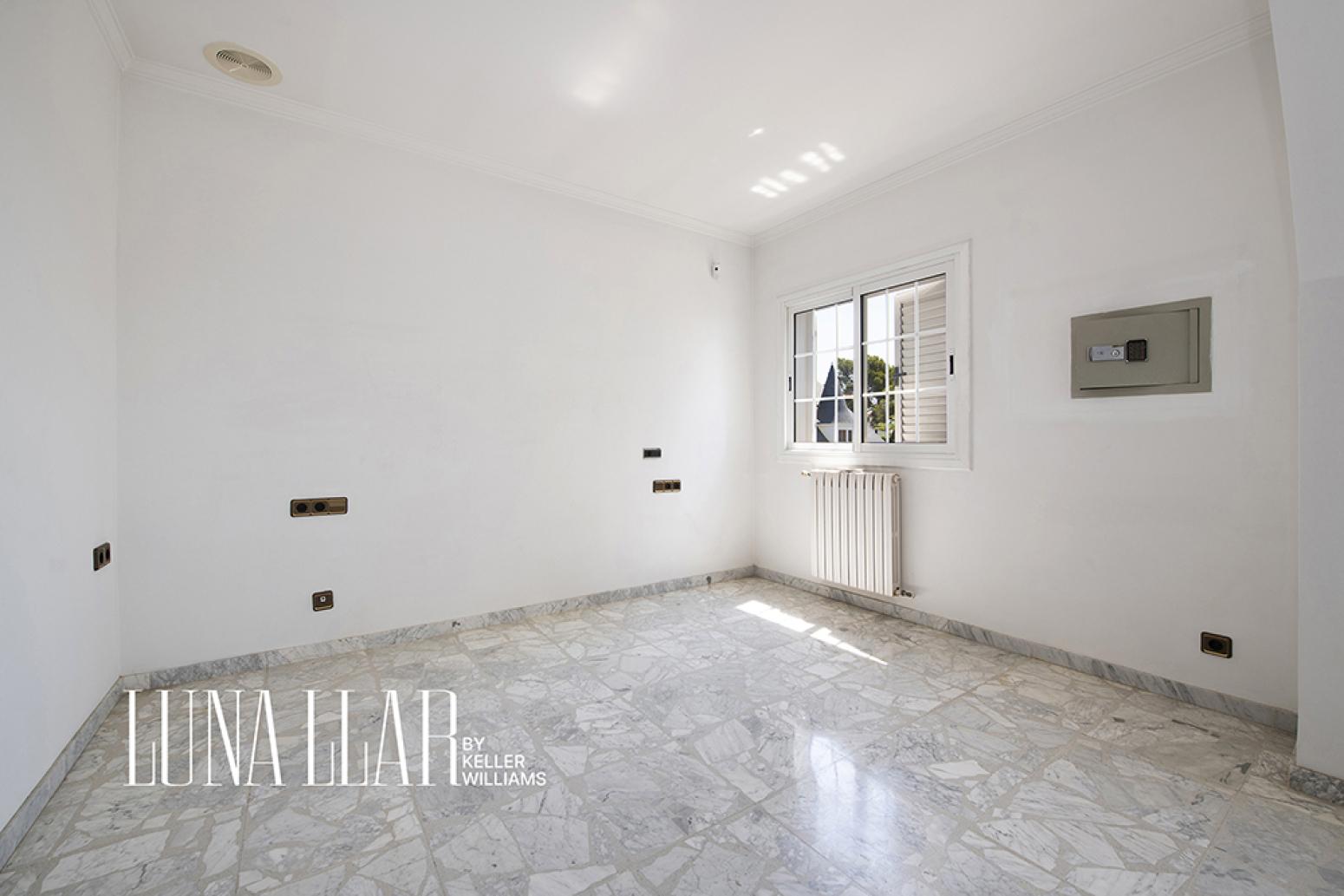 House for Sale in Gavà
