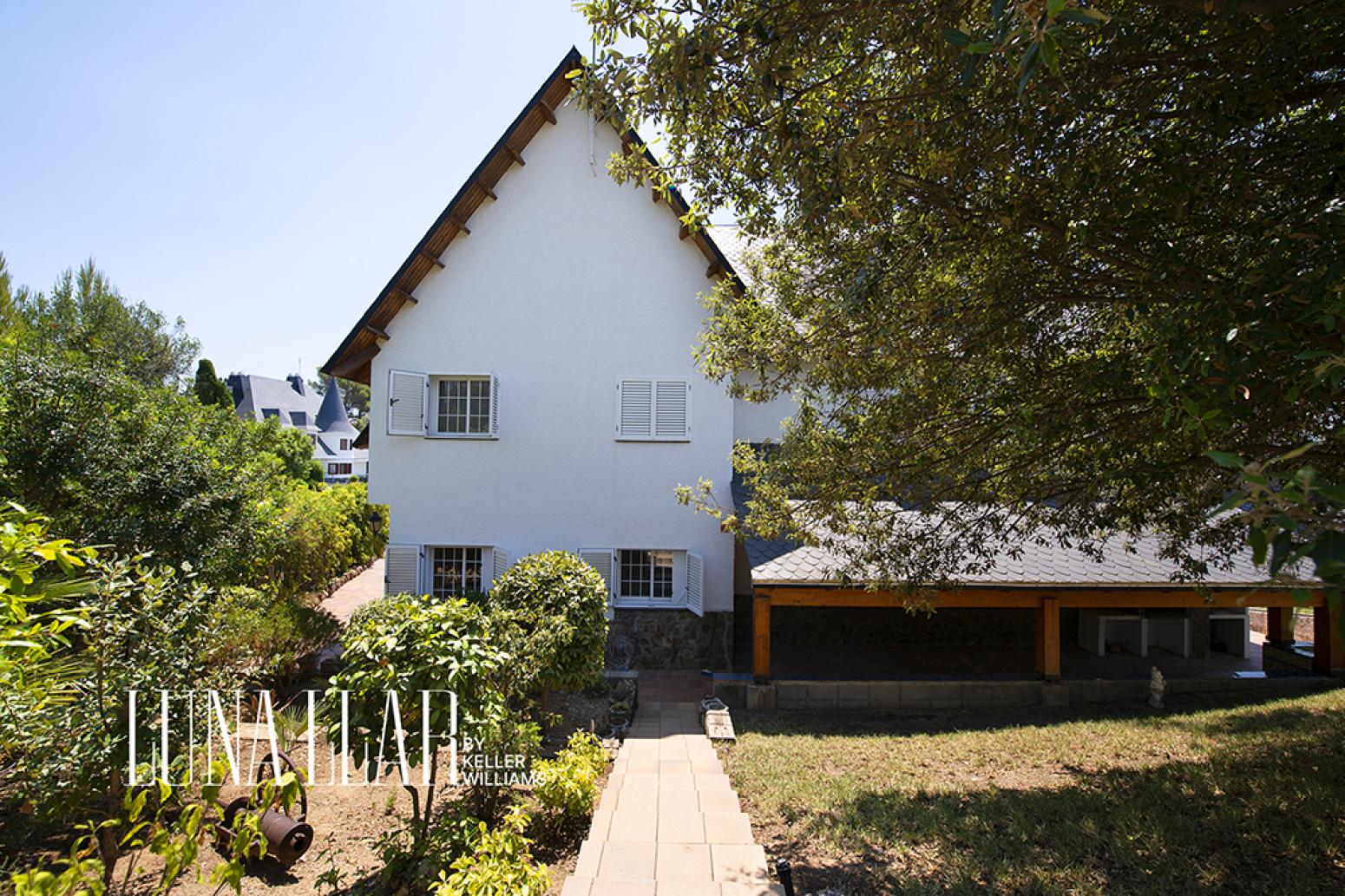 House for Sale in Gavà