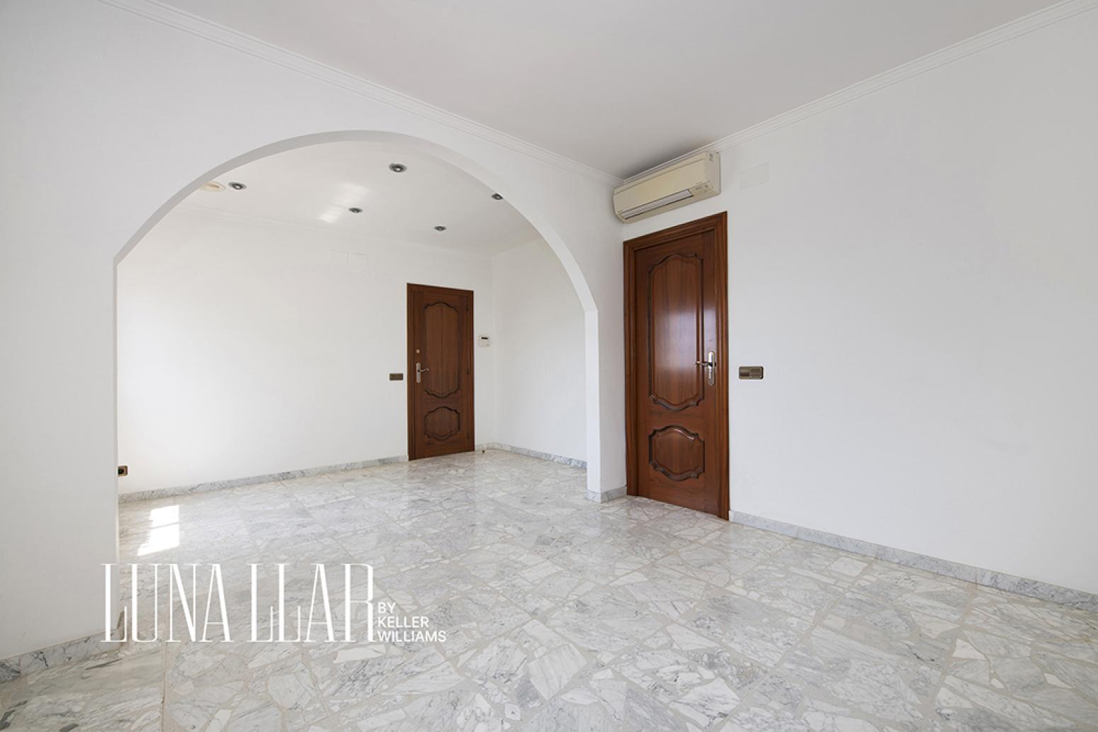 House for Sale in Gavà