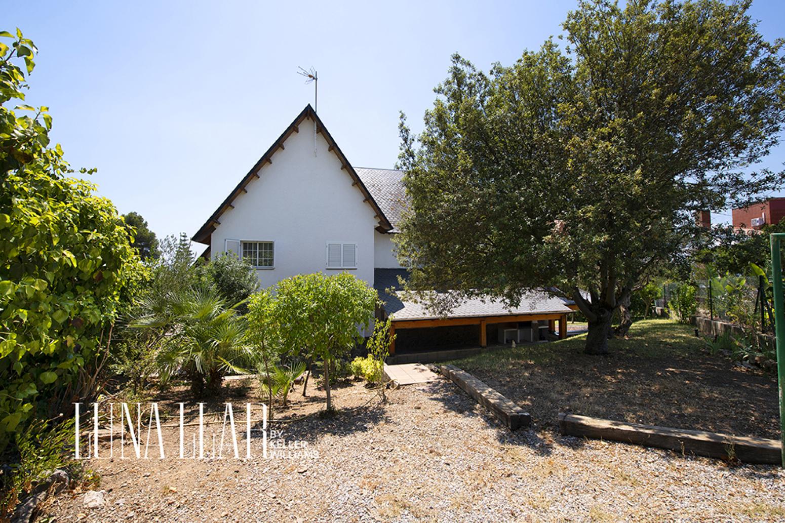 House for Sale in Gavà