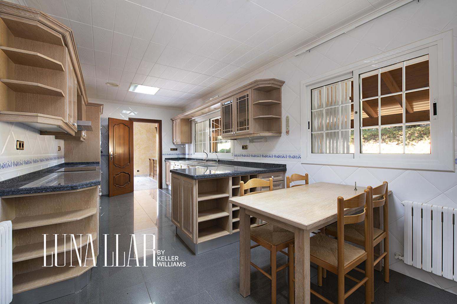 House for Sale in Gavà