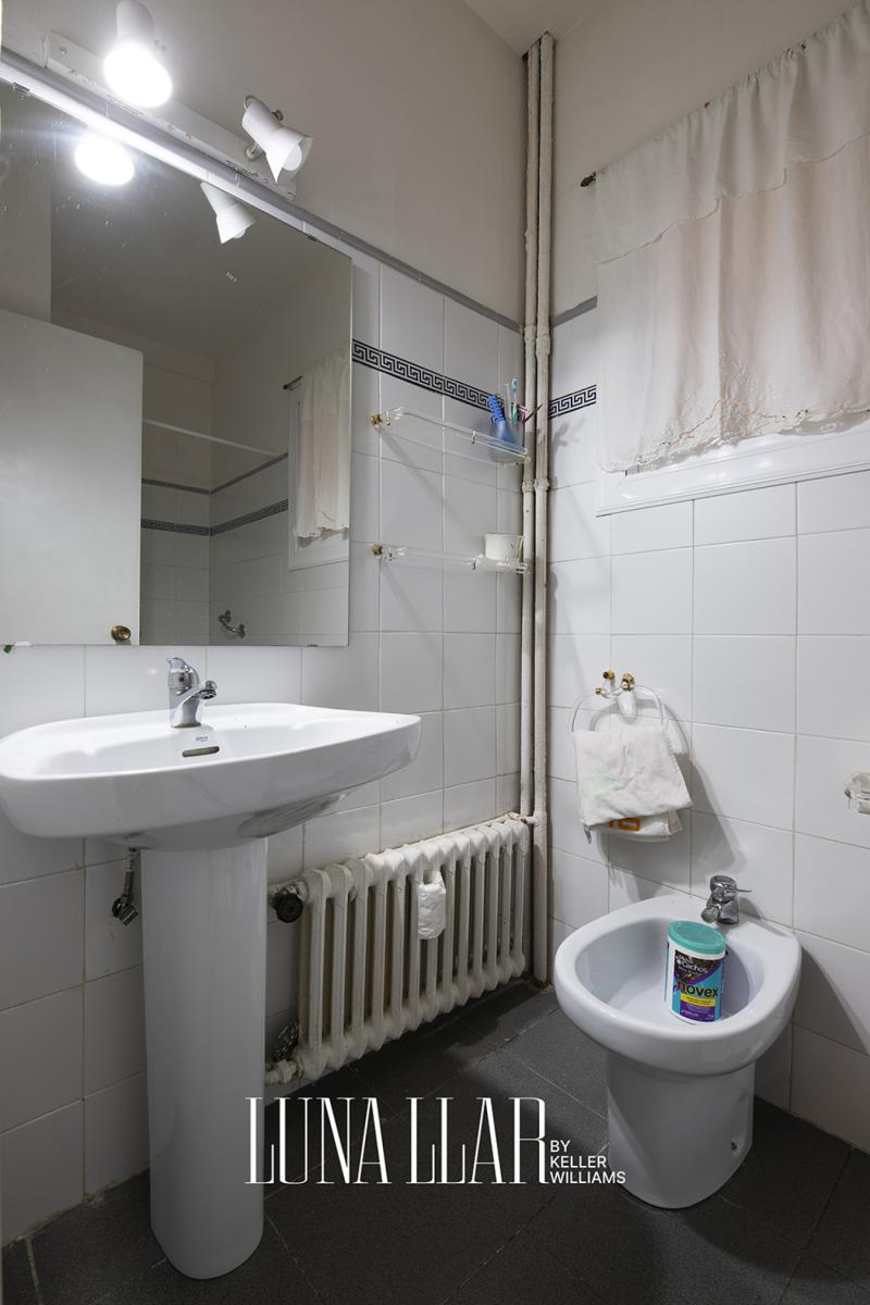 Flat for Sale in Barcelona