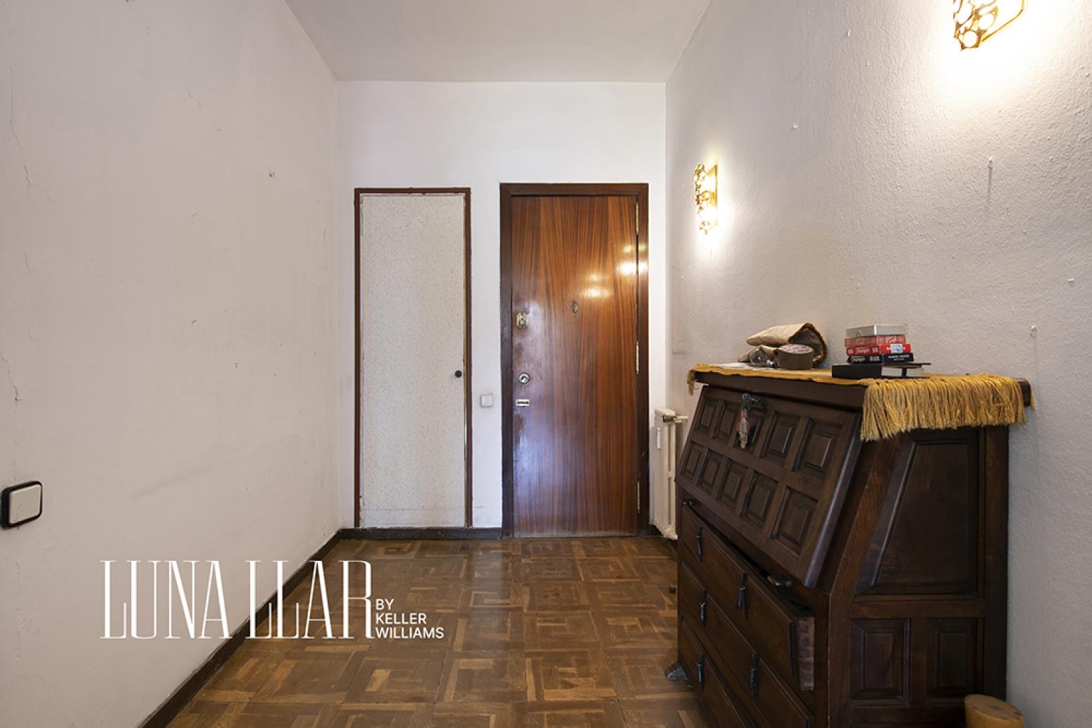 Flat for Sale in Barcelona