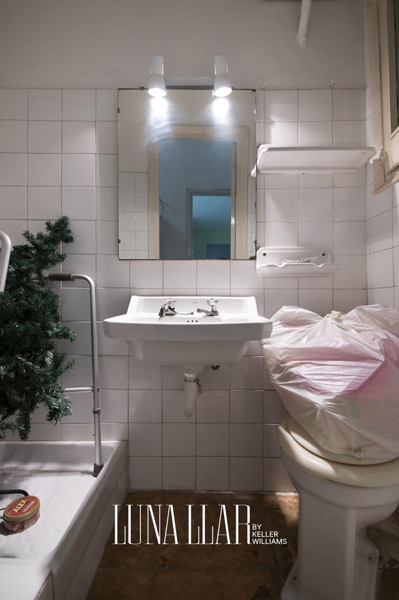 Flat for Sale in Barcelona