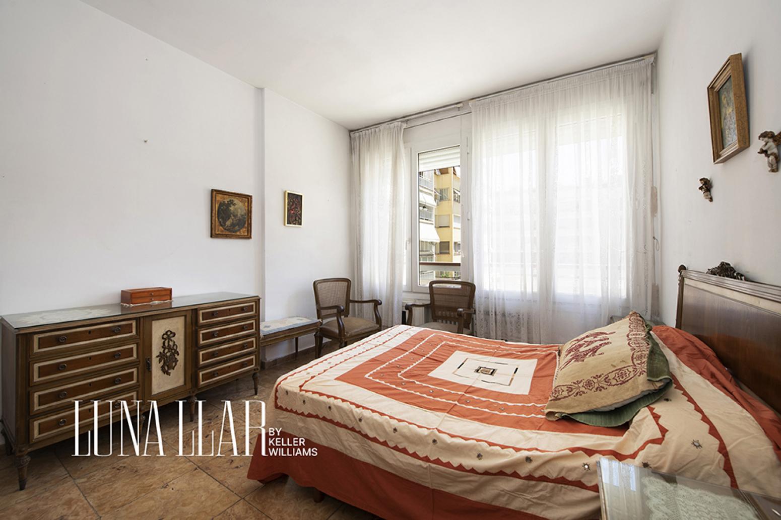 Flat for Sale in Barcelona