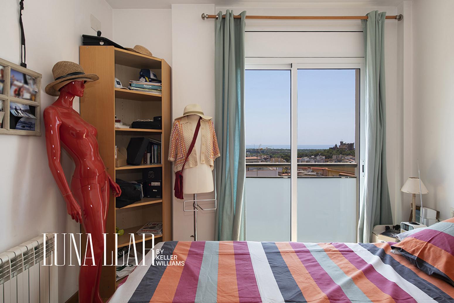 Flat for Sale in Castelldefels