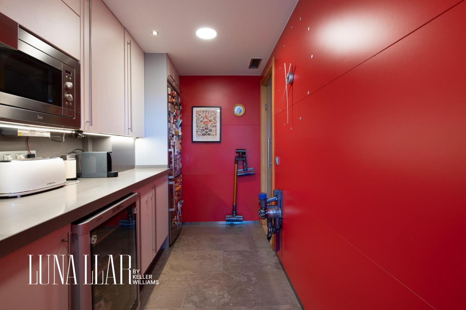 Flat for Sale in Castelldefels