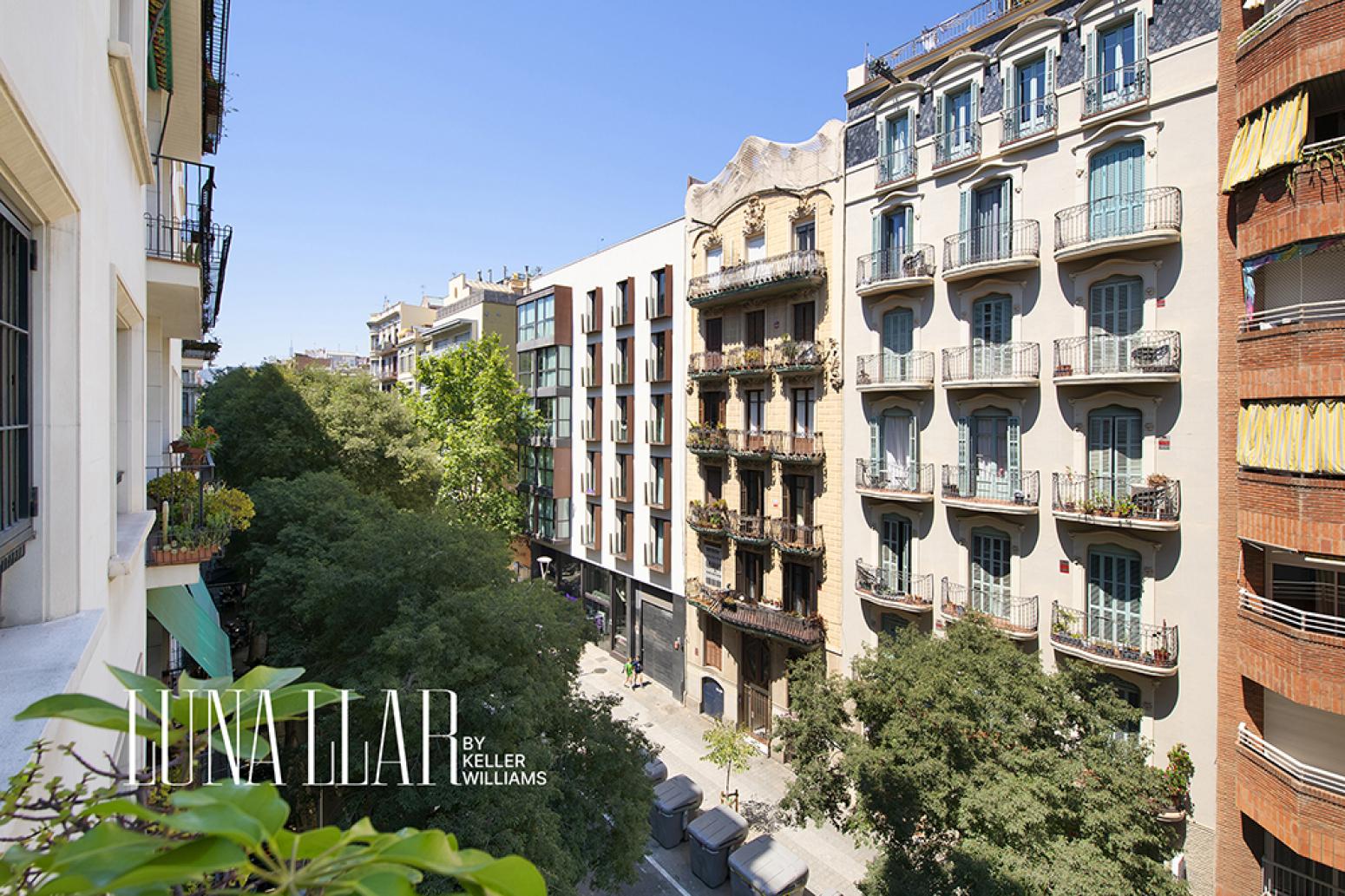 Flat for Sale in Barcelona