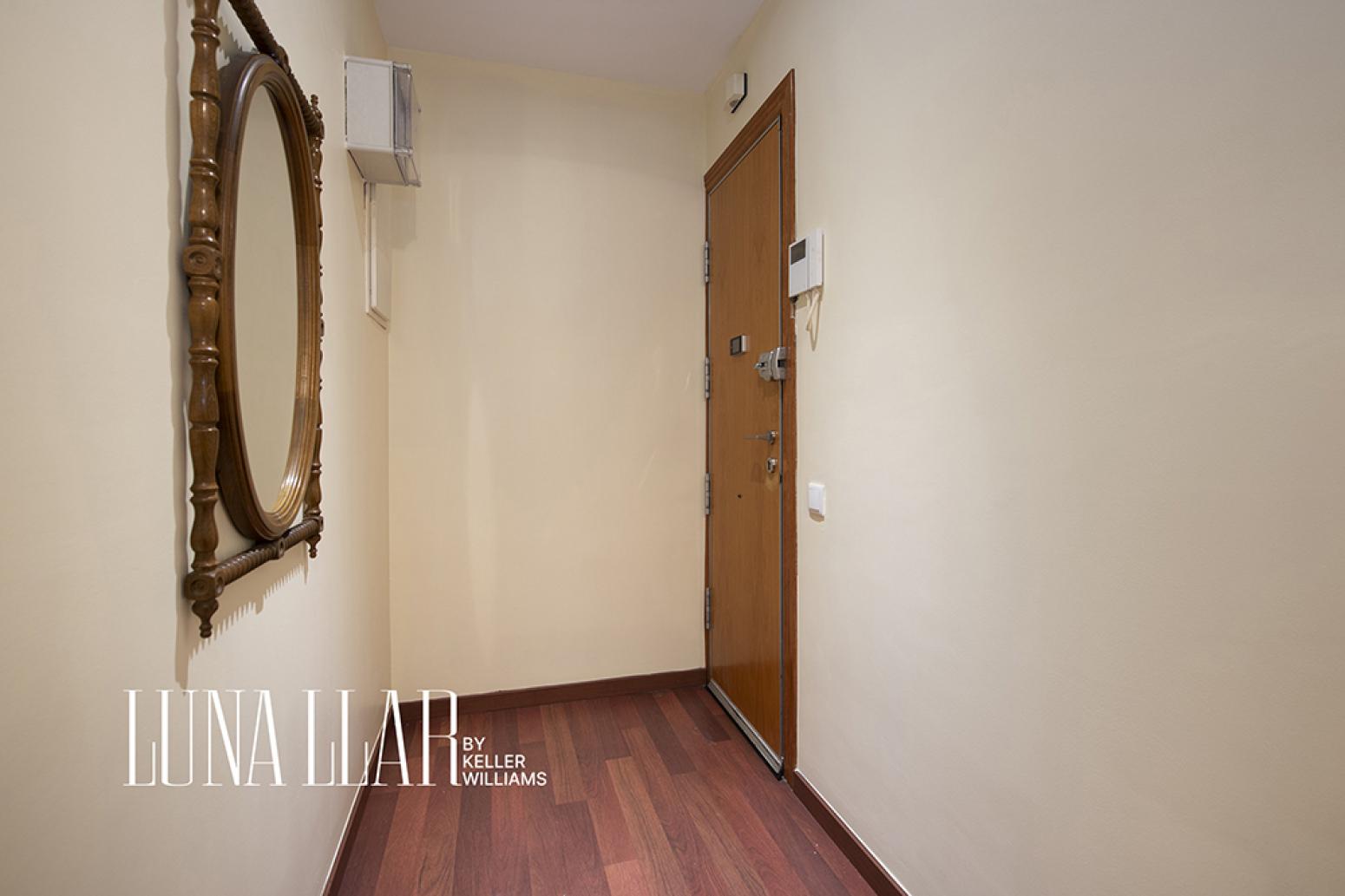 Flat for Sale in Barcelona