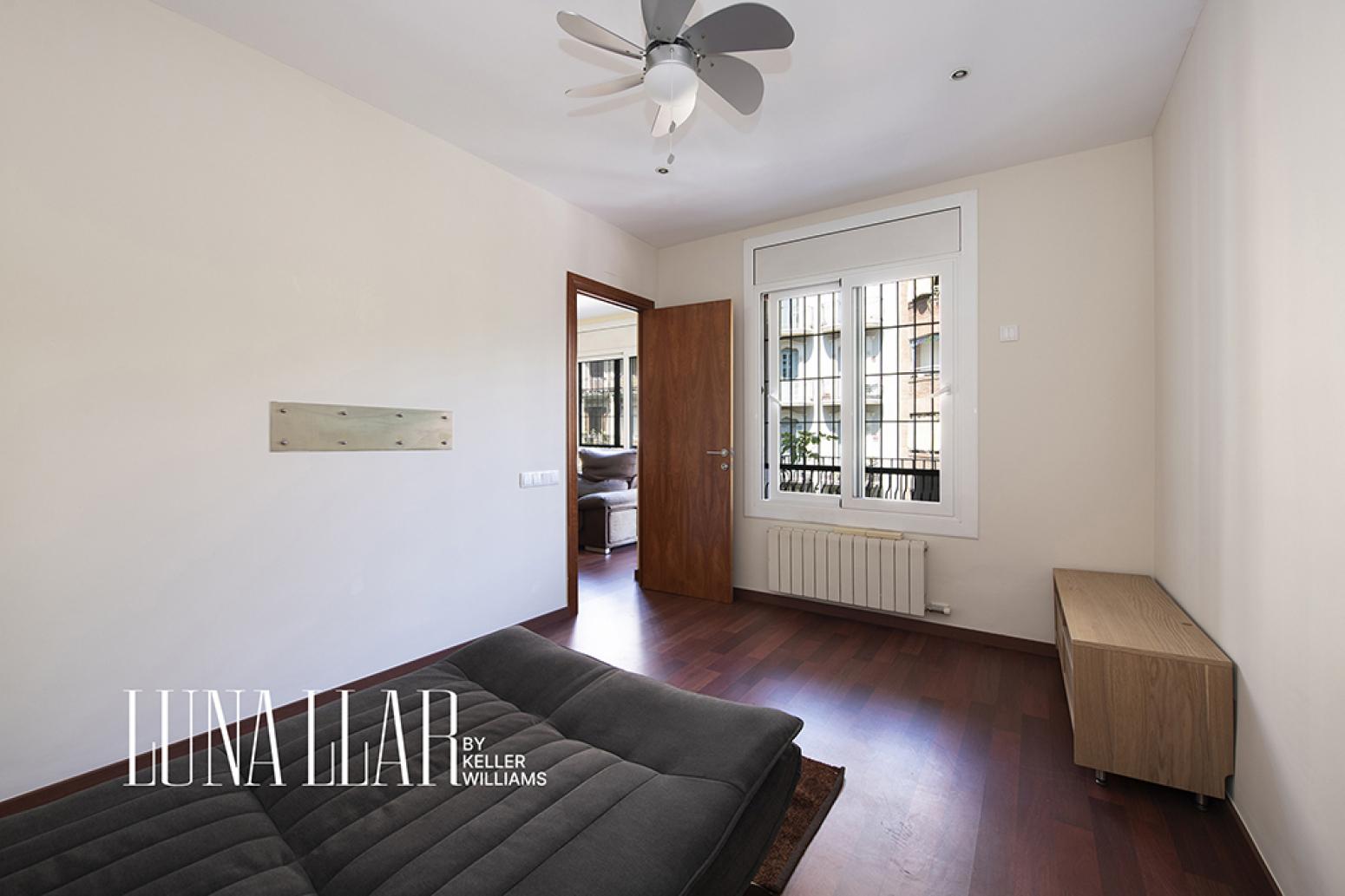 Flat for Sale in Barcelona