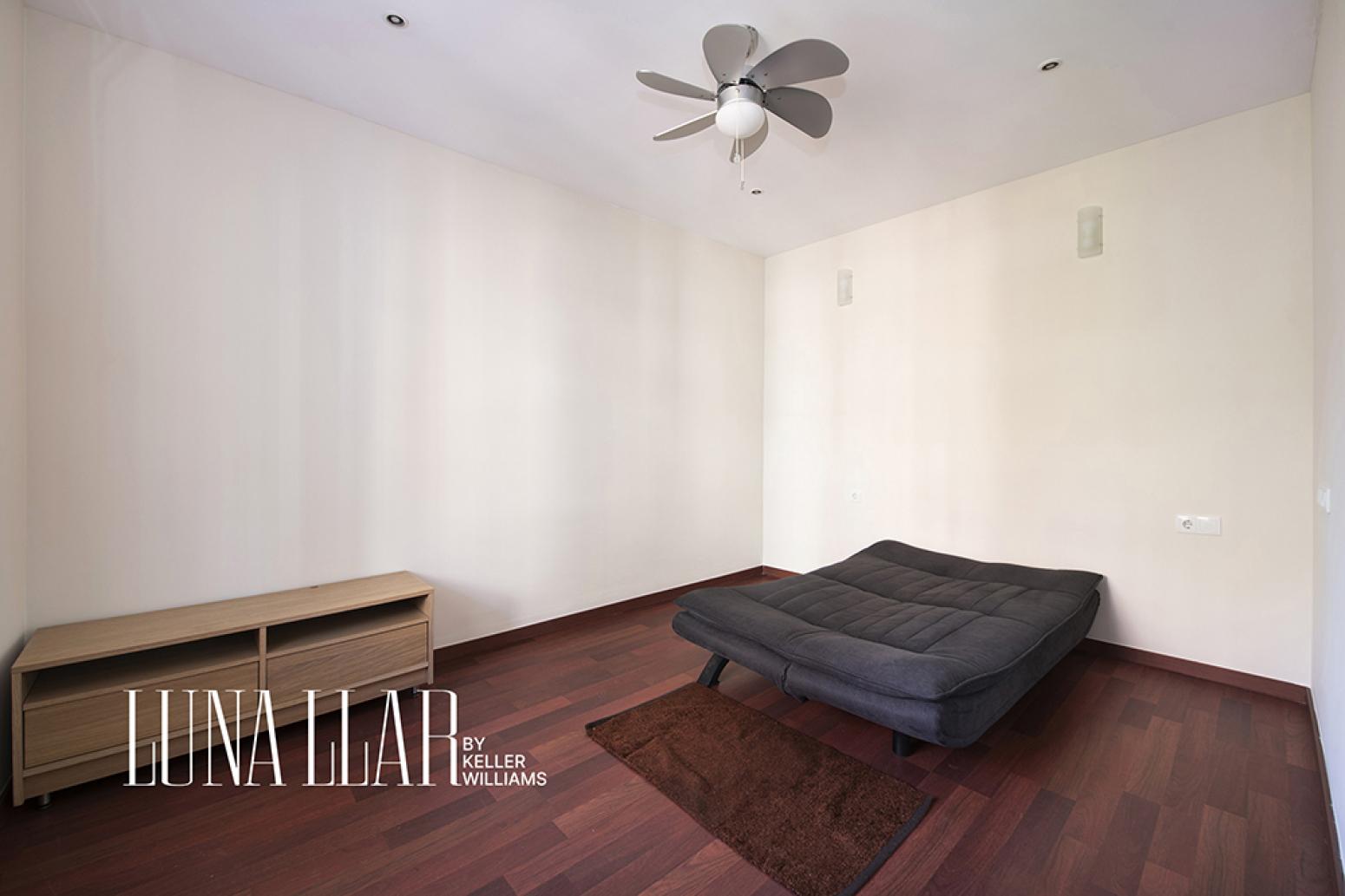 Flat for Sale in Barcelona