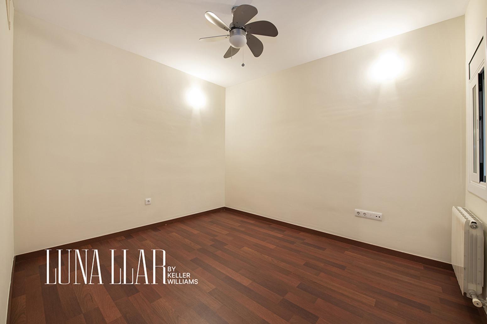 Flat for Sale in Barcelona
