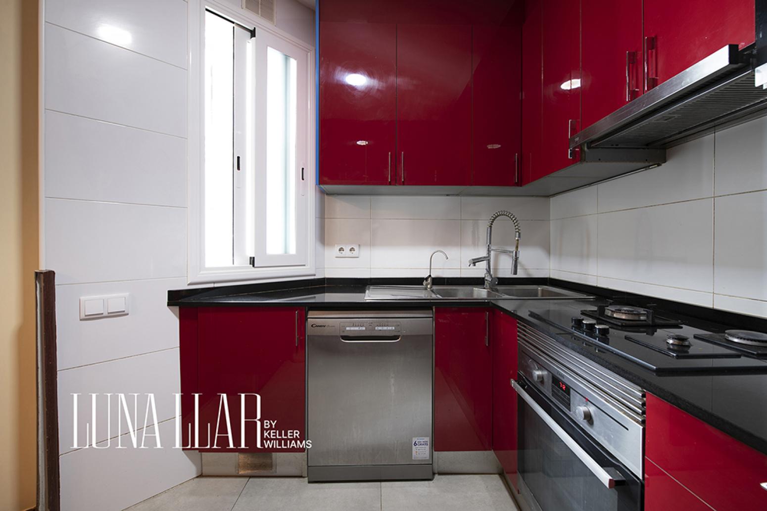 Flat for Sale in Barcelona