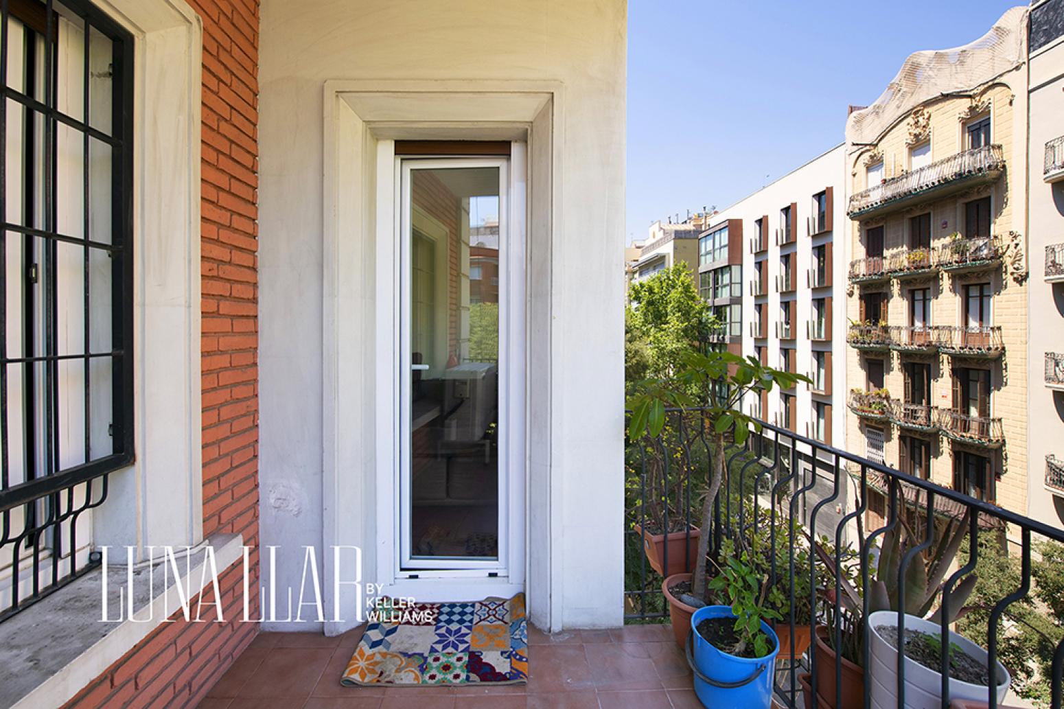 Flat for Sale in Barcelona