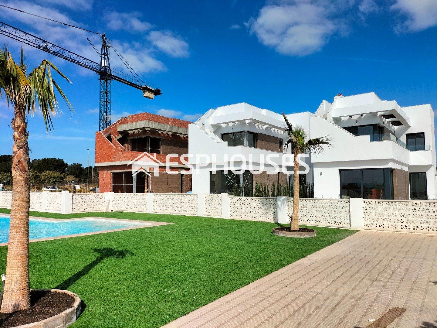 Casa en Venta en Pilar de la Horadada