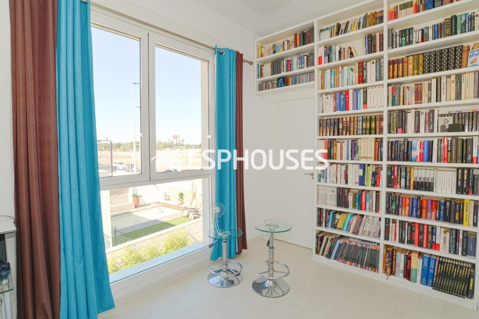 Casa en Venta en Santa Pola