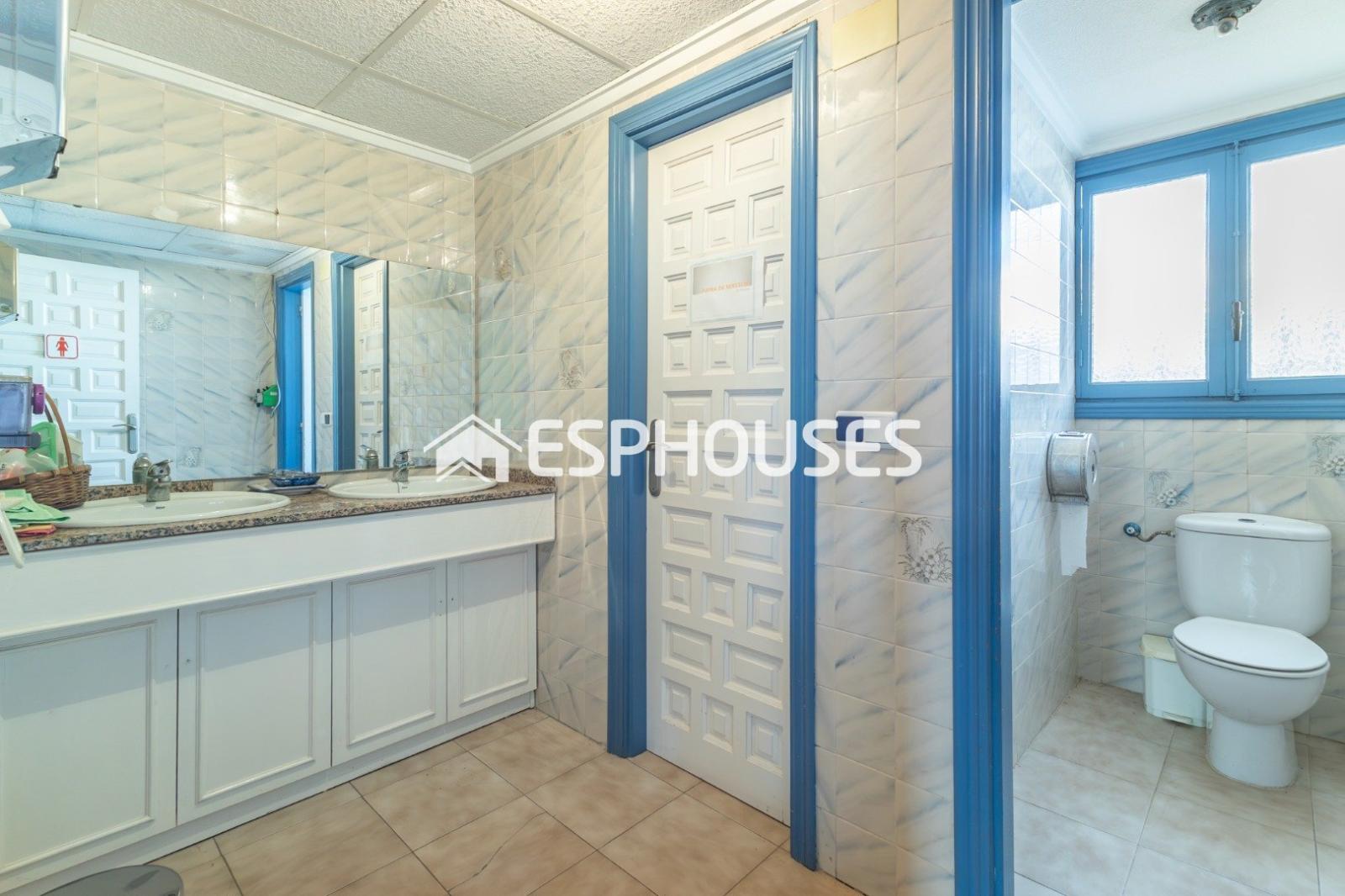 Premise for Sale in San Fulgencio