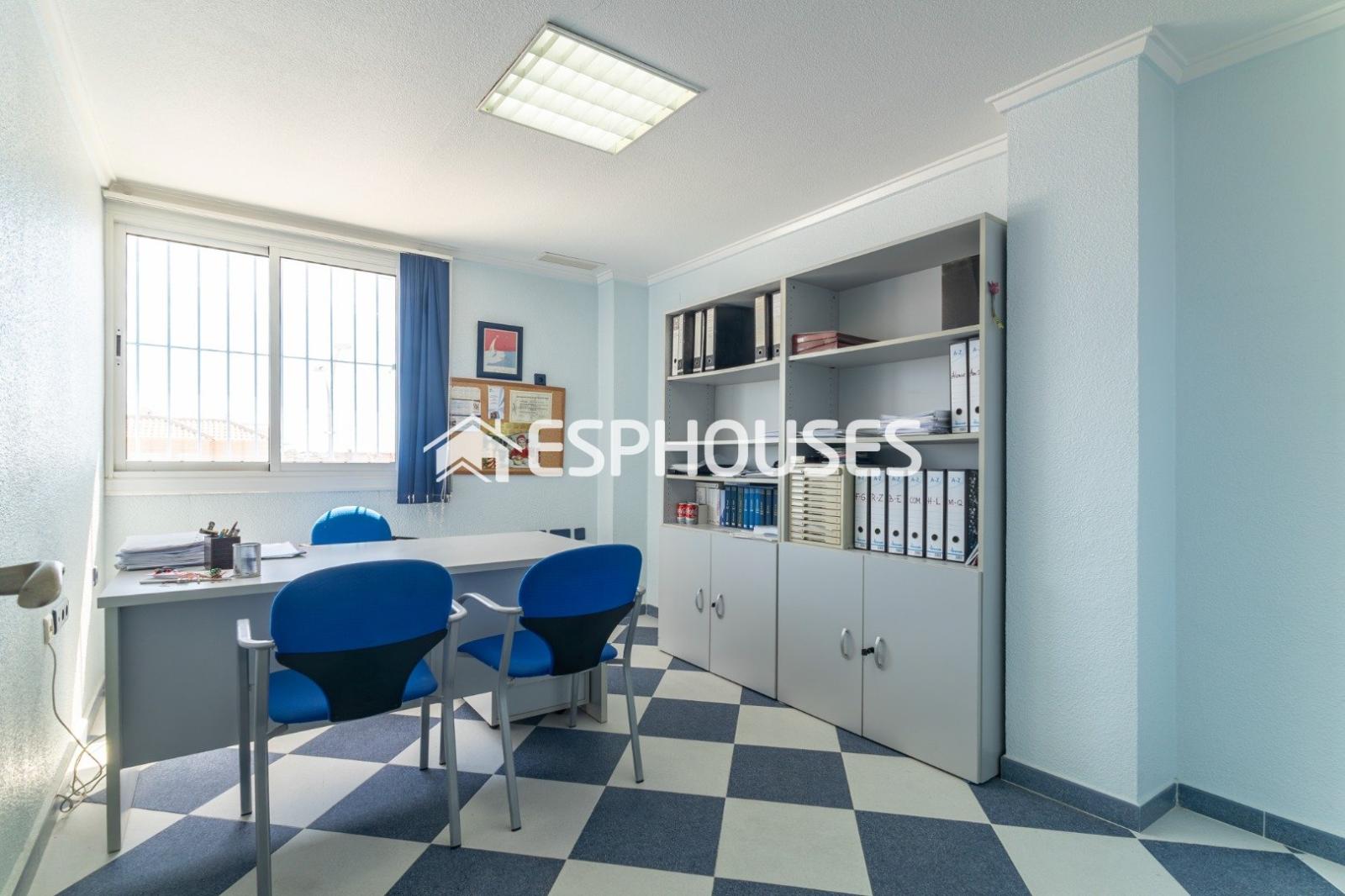 Premise for Sale in San Fulgencio