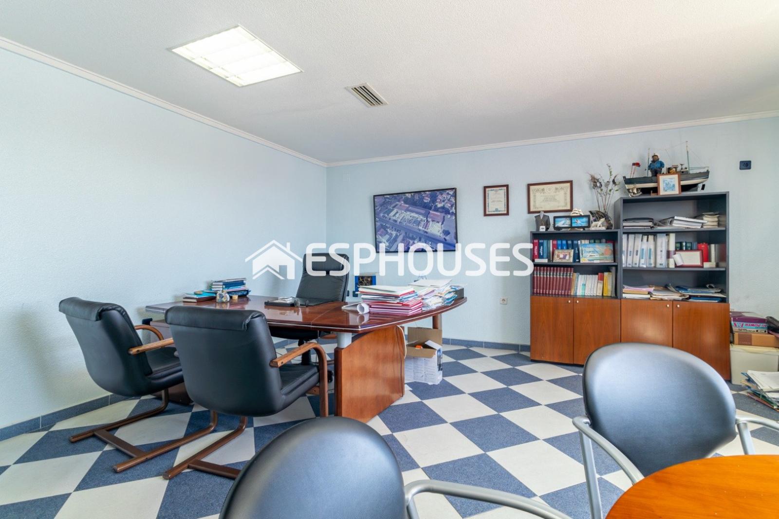 Premise for Sale in San Fulgencio