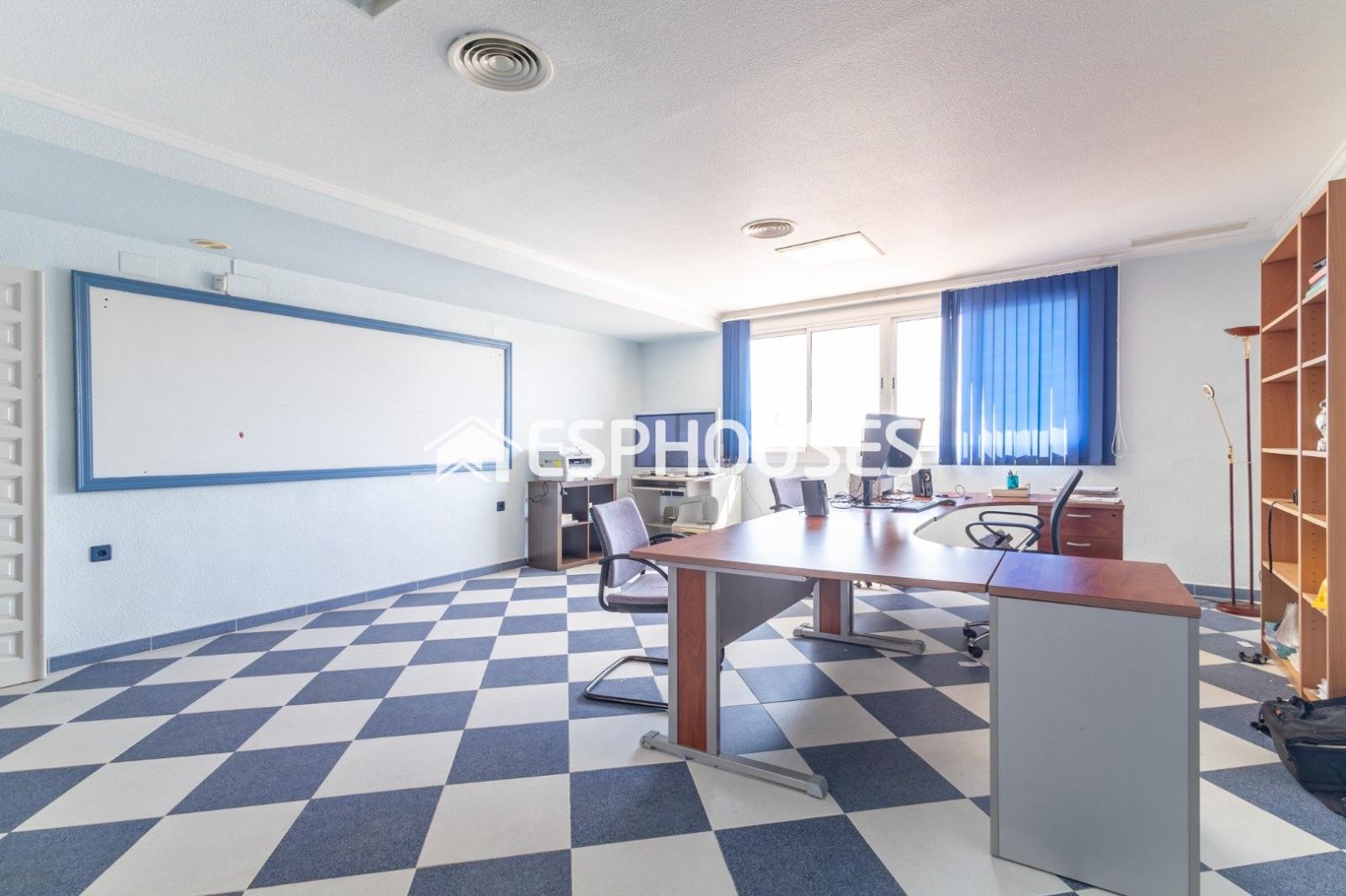 Premise for Sale in San Fulgencio