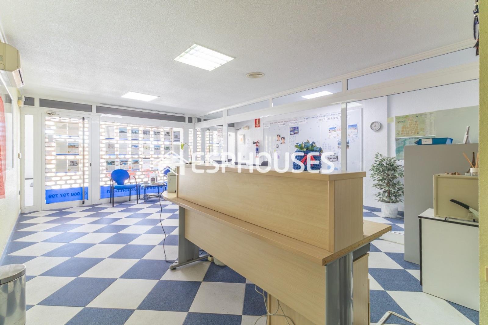 Premise for Sale in San Fulgencio