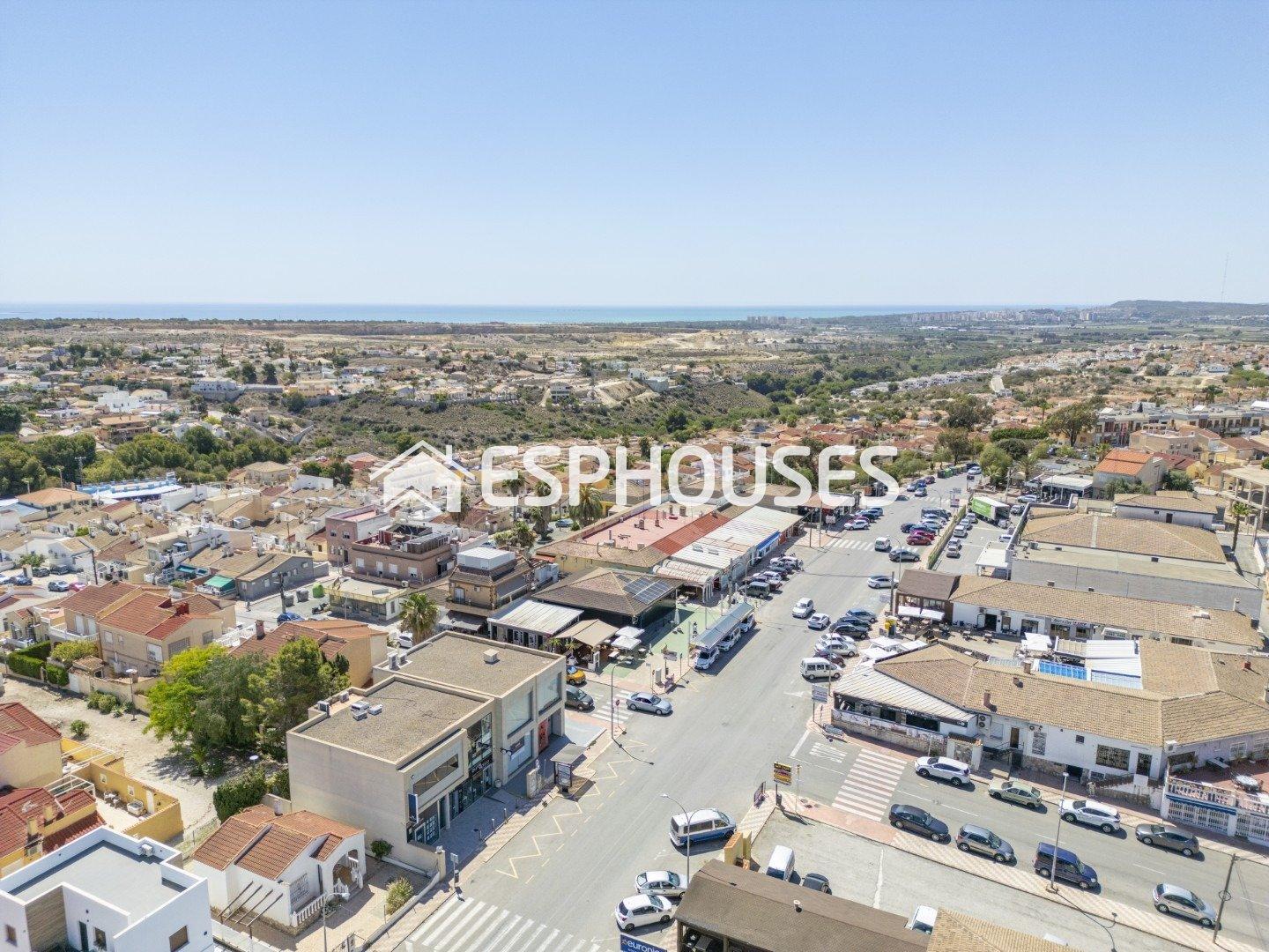 Premise for Sale in San Fulgencio