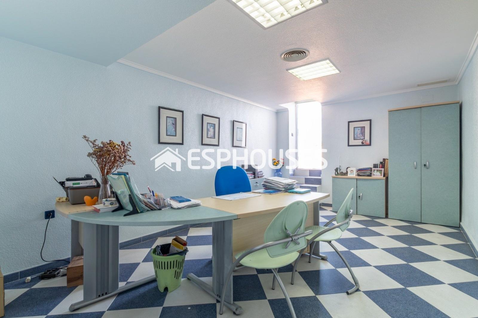 Premise for Sale in San Fulgencio