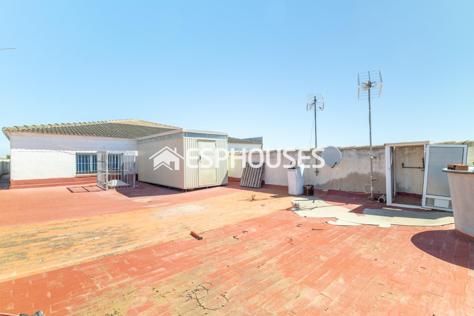 Premise for Sale in San Fulgencio