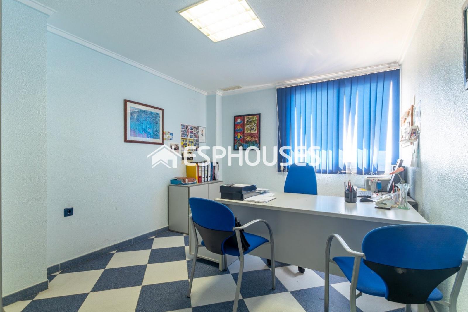 Premise for Sale in San Fulgencio