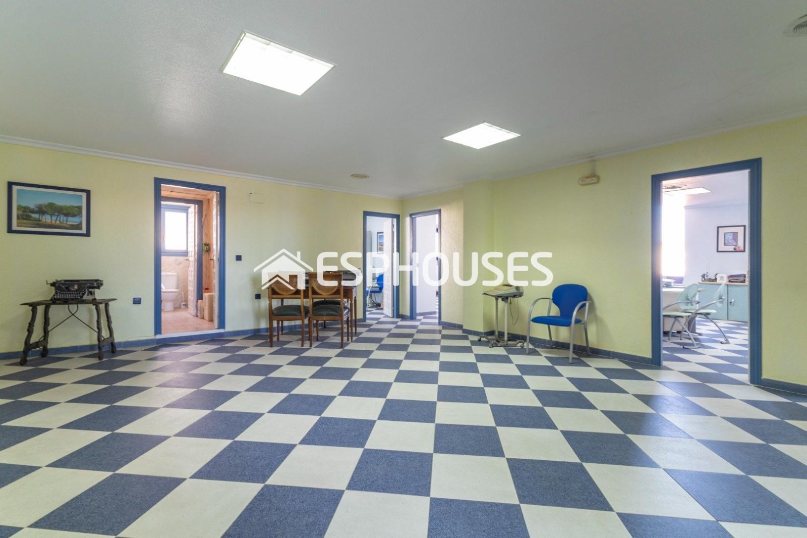 Premise for Sale in San Fulgencio