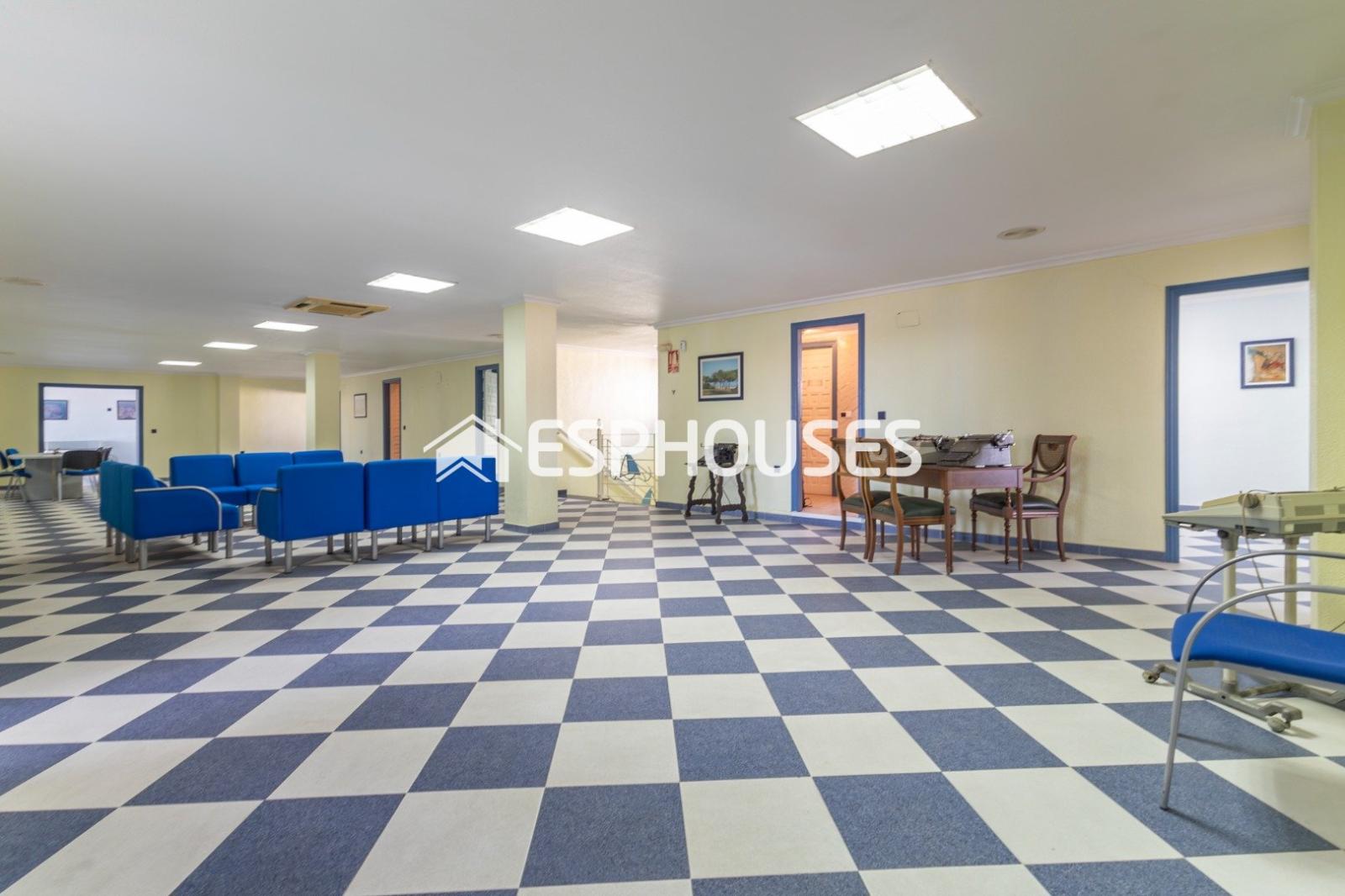 Premise for Sale in San Fulgencio