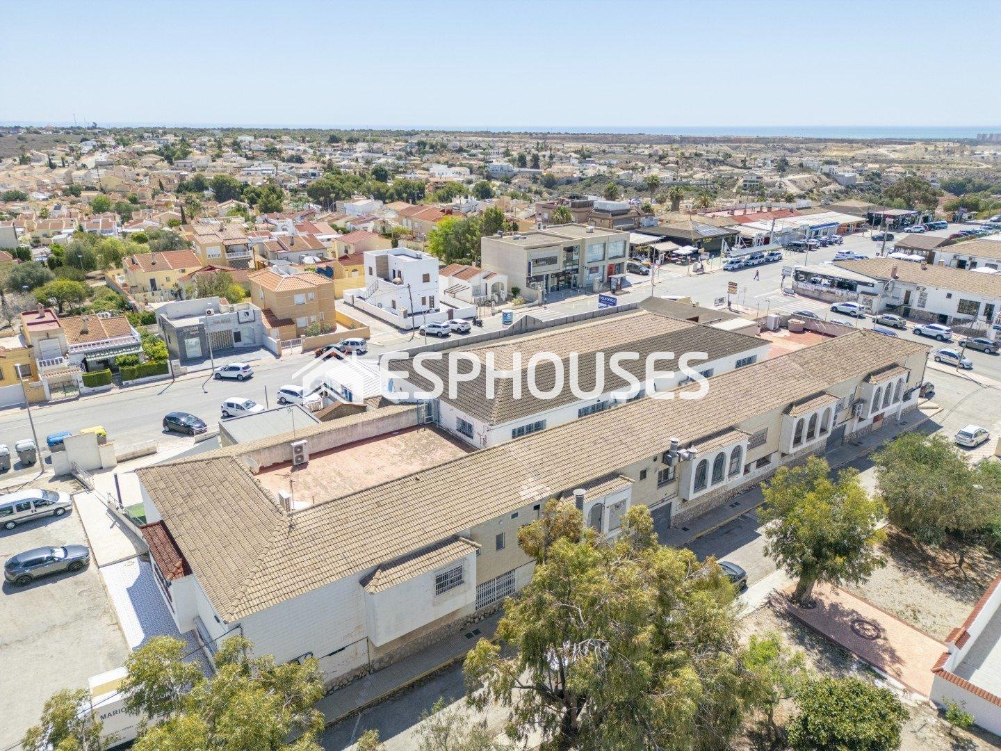 Premise for Sale in San Fulgencio