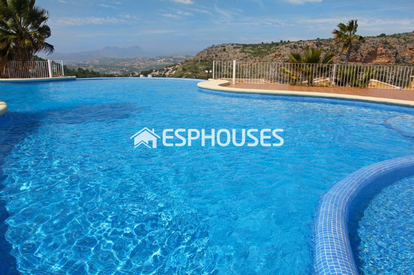 Duplex for Sale in Benitachell