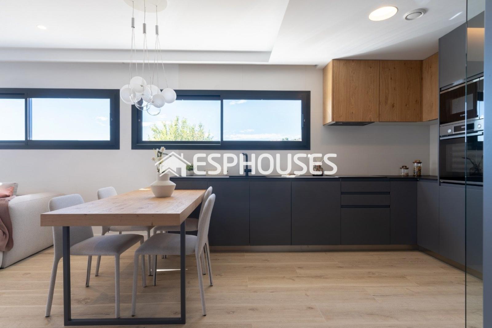 Duplex for Sale in Benitachell