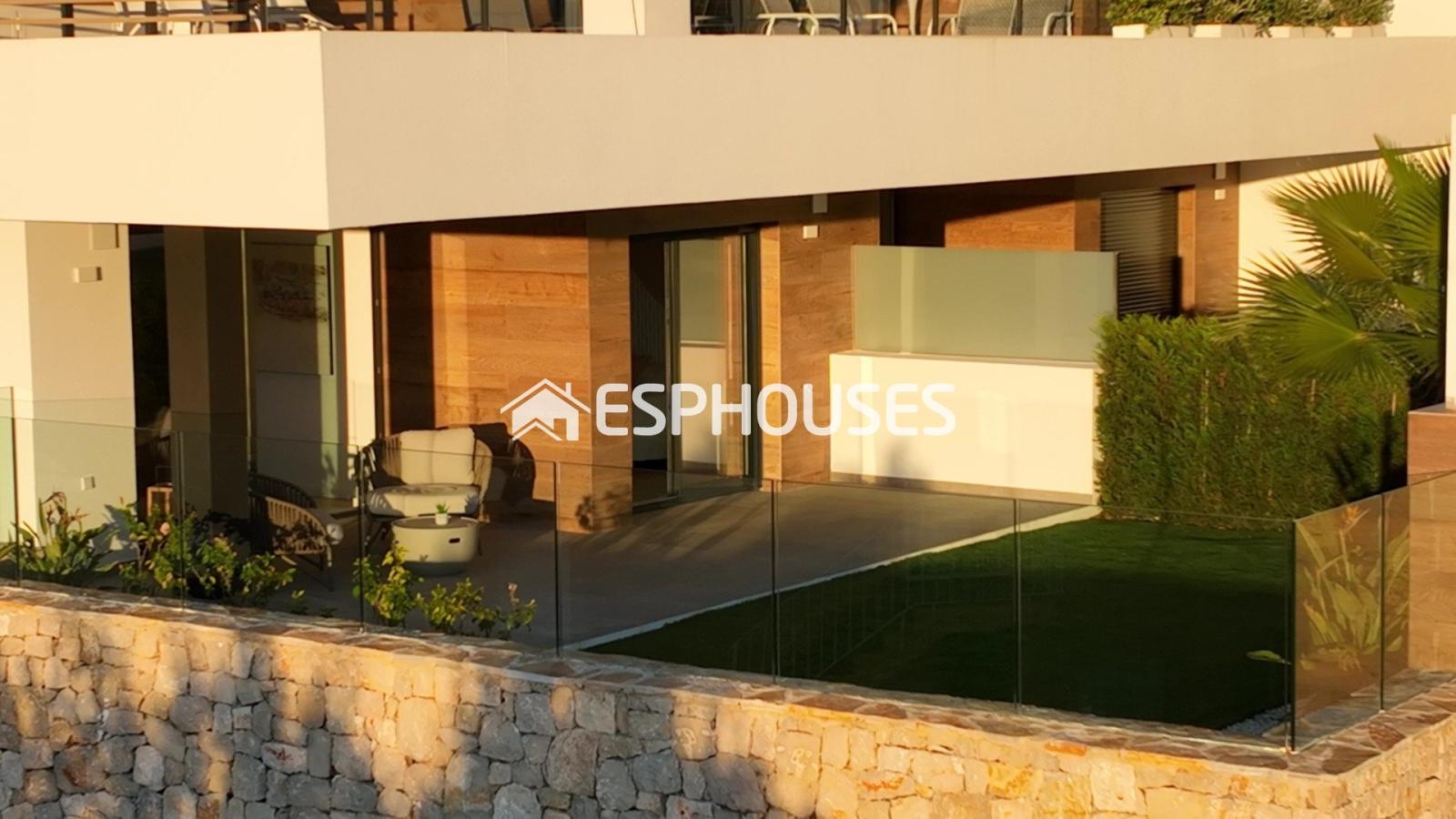 Duplex for Sale in Benitachell