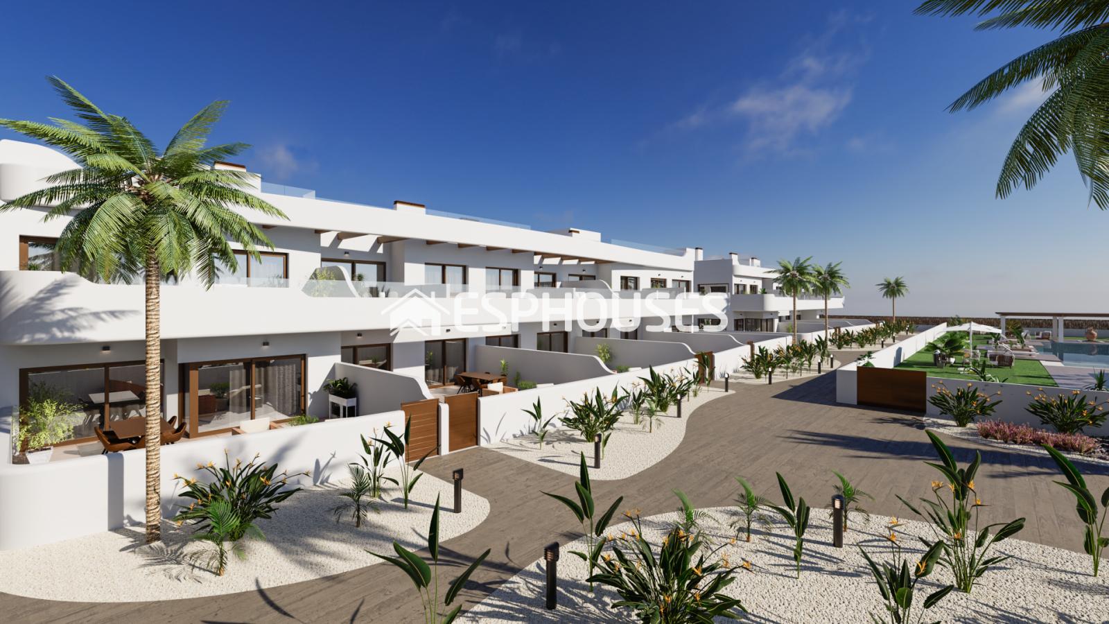 Bungalow for Sale in Los Alcázares